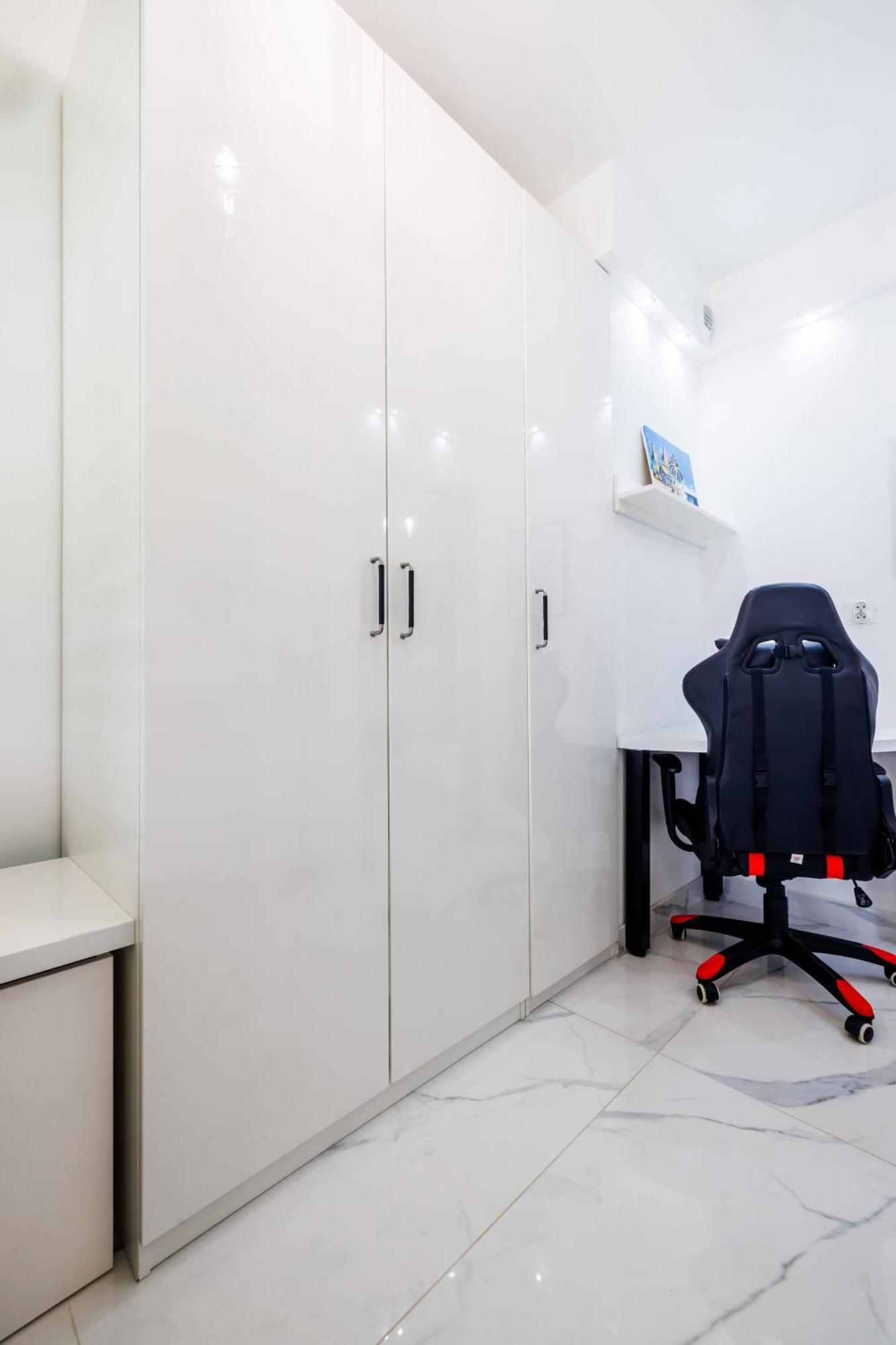 Luxury Apartment With Spa Bath- City Centre, Free Parking Rzeszów Buitenkant foto