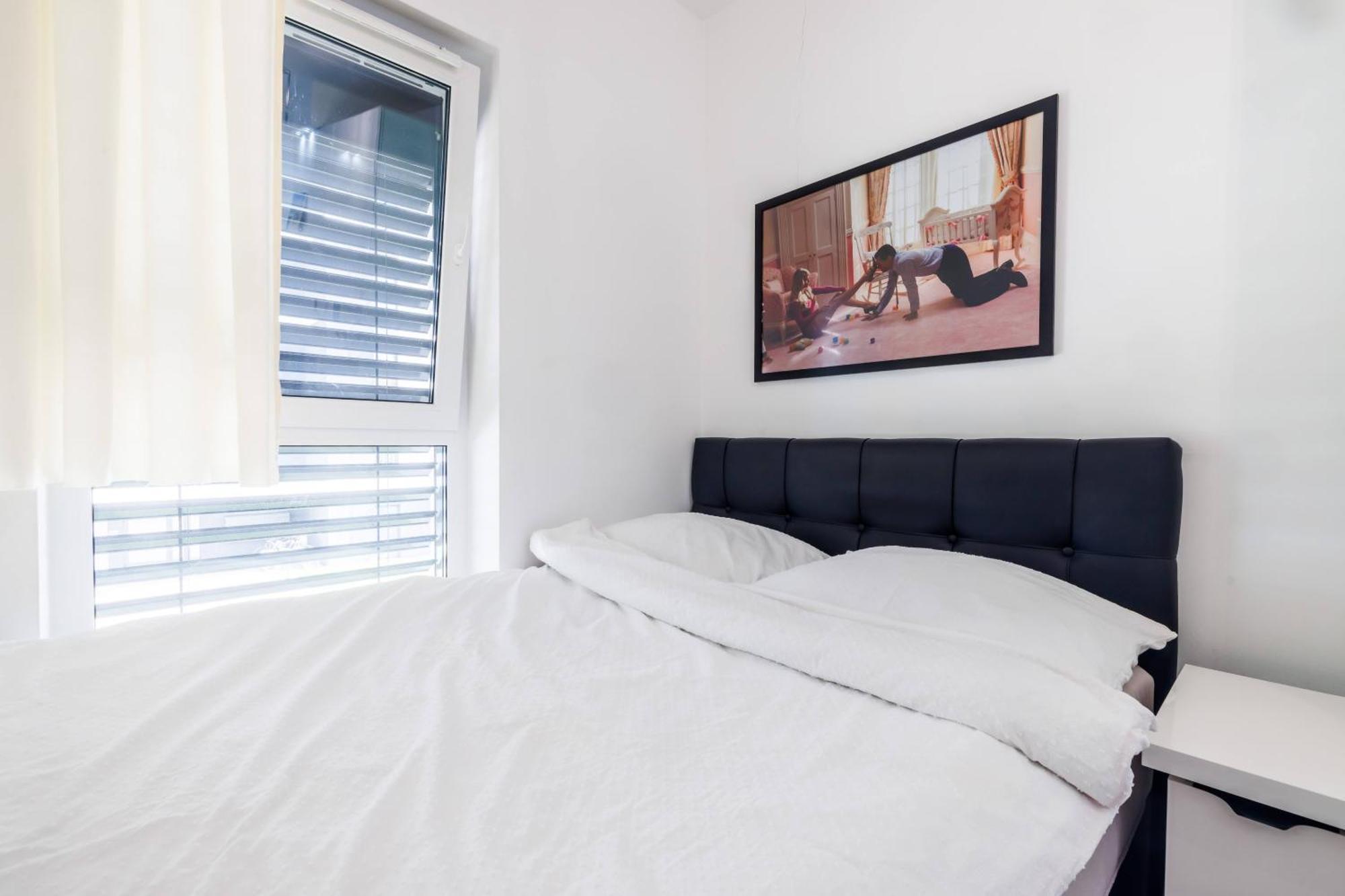 Luxury Apartment With Spa Bath- City Centre, Free Parking Rzeszów Buitenkant foto