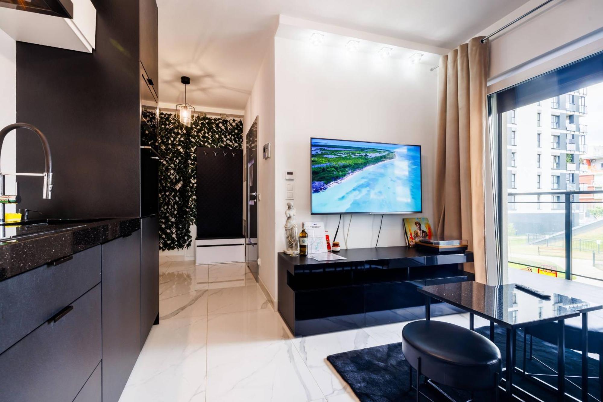 Luxury Apartment With Spa Bath- City Centre, Free Parking Rzeszów Buitenkant foto